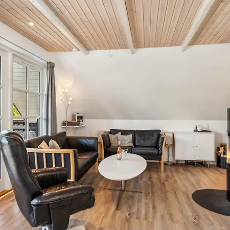 Charming, Well-Maintained Holiday On Two Levels Home Near Ebeltof Ebeltoft